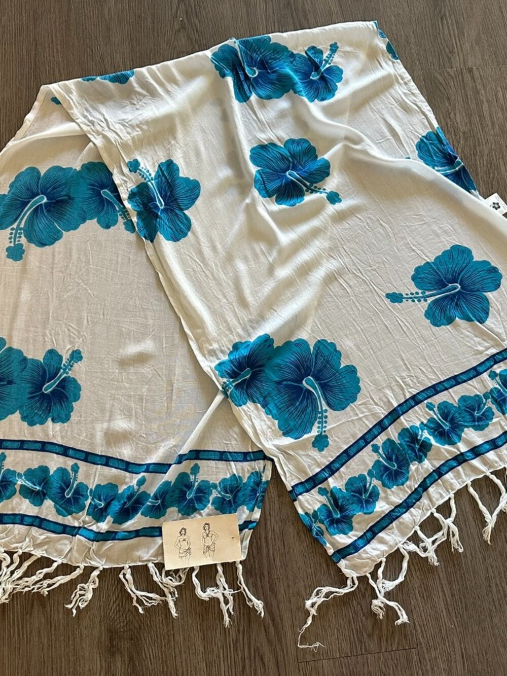 NEW Short Sarong Hibiscus Collection Hawaii Swimsuit Coverup - White / Blue